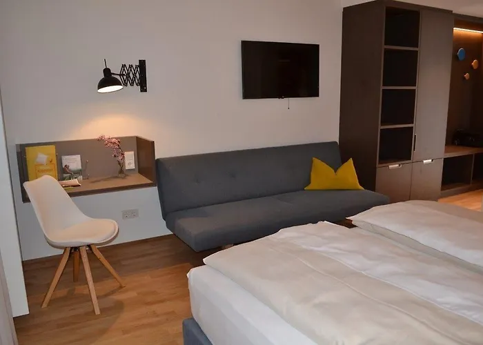 Jufa Hafencity Hotel 4*