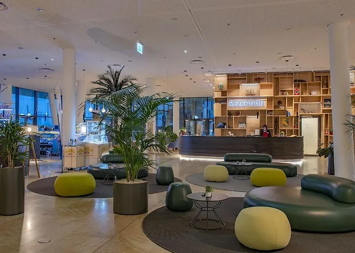 Jufa Hafencity Hotel 4*