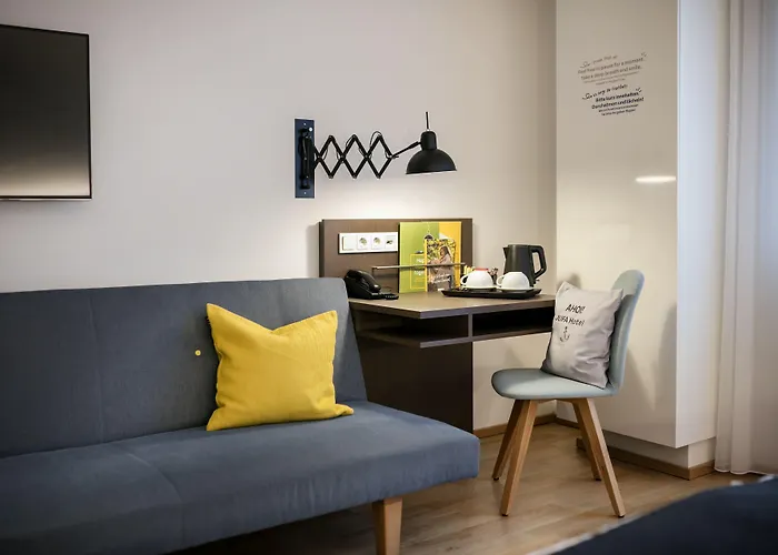 Jufa Hafencity Hotel 4*